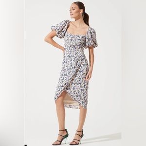 ASTR the Label Ditsy Floral Square Neck Bubble Sleeve Midi Dress